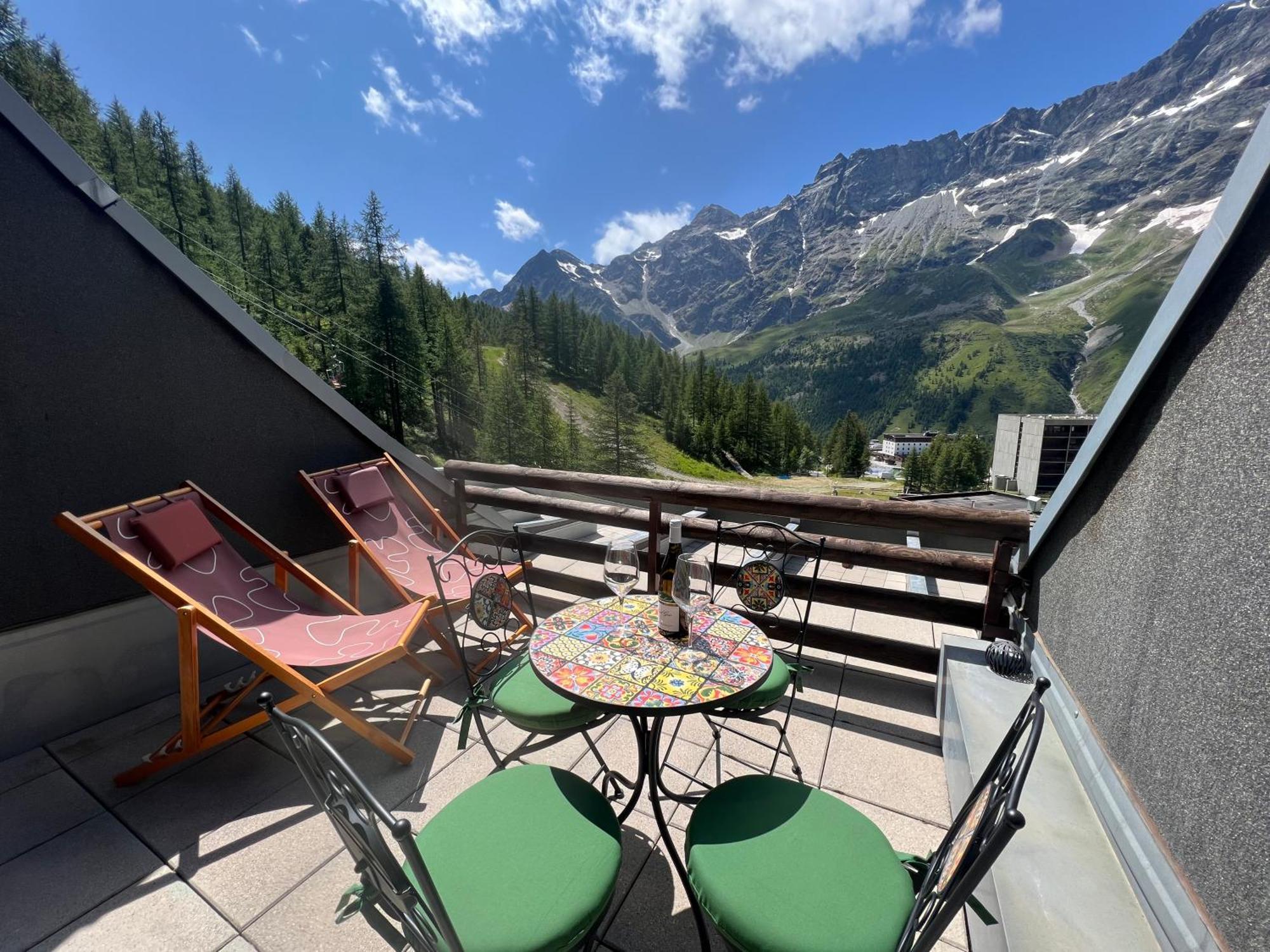Cervinia - Matterhorn Apartments Breuil-Cervinia Extérieur photo