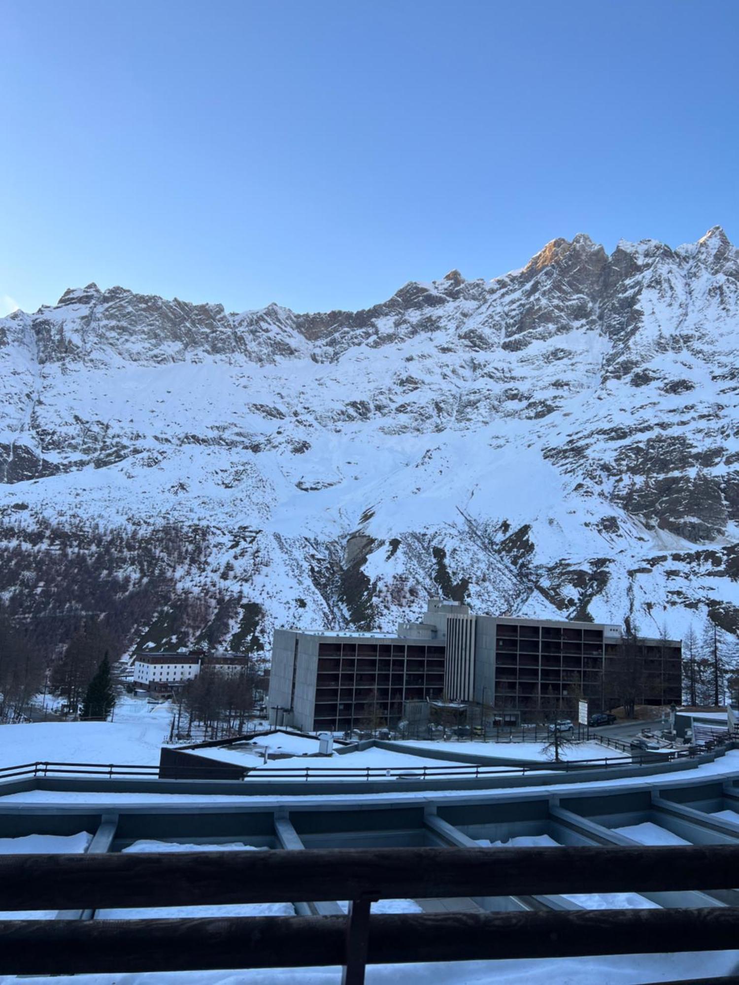 Cervinia - Matterhorn Apartments Breuil-Cervinia Extérieur photo